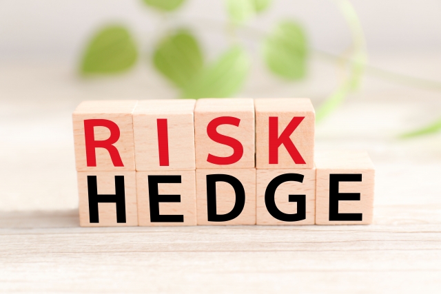 クレーム対応における管理者が心得るリスクヘッジを指しています。